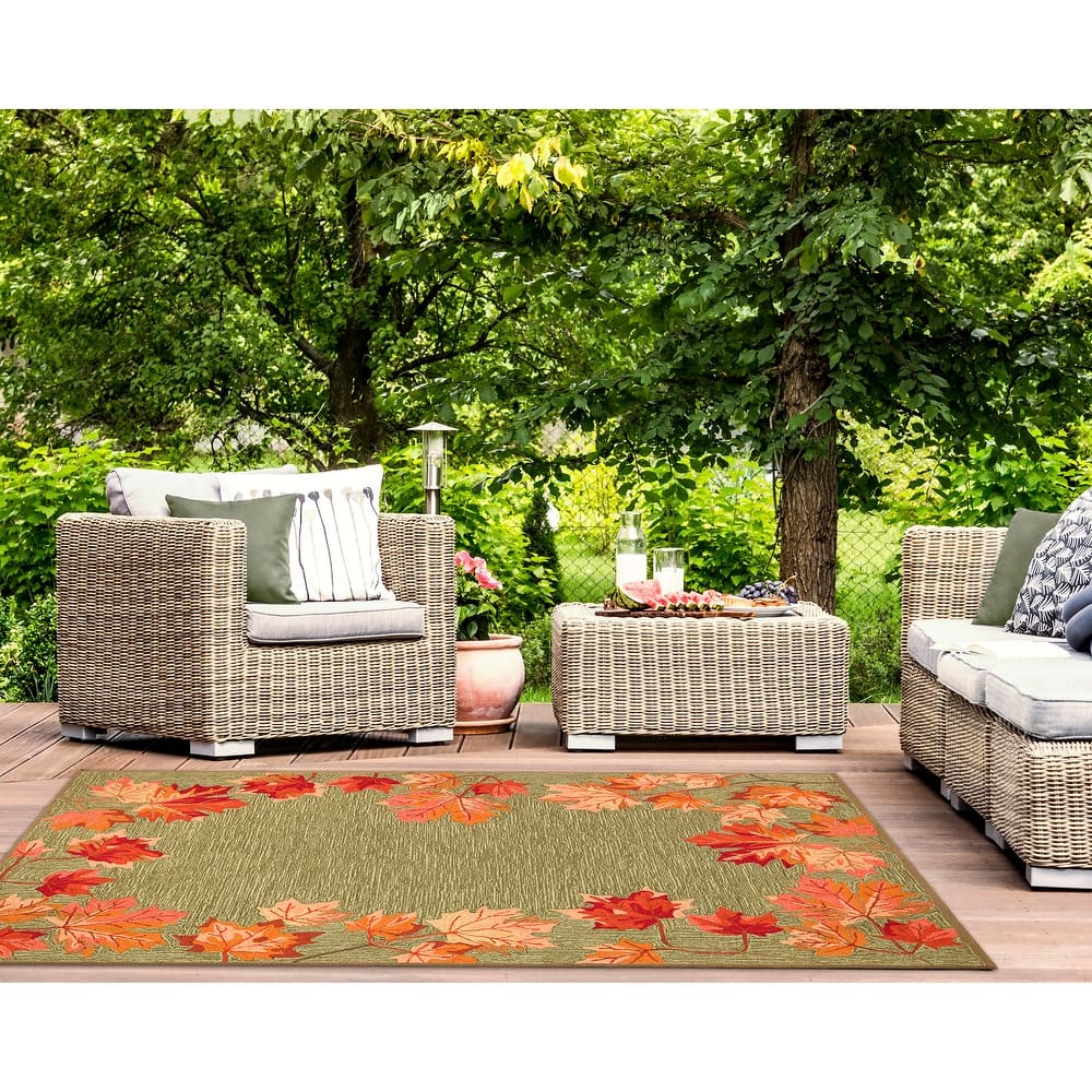 Liora Manne Ravella Falling Leaves Border Indoor/Outdoor Rug