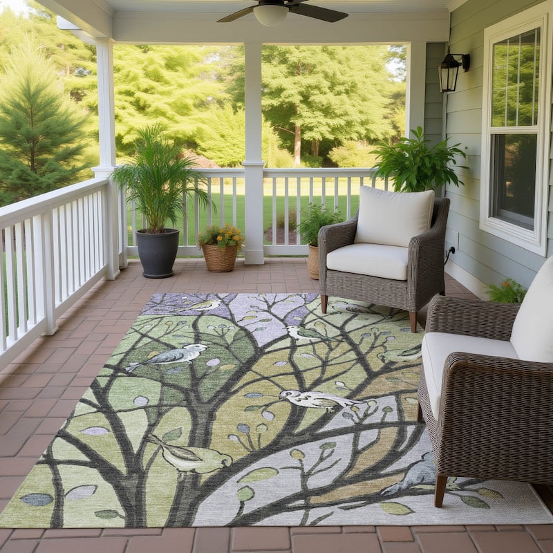 Machine Washable Indoor/ Outdoor Bird Mosaic Chantille Rug