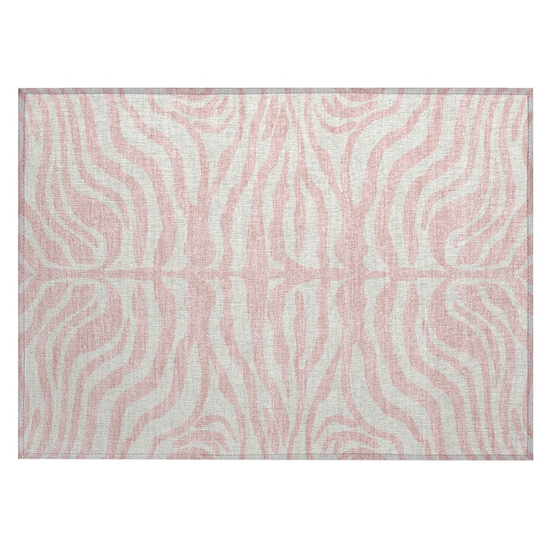 Machine Washable Indoor/ Outdoor Modern Animal Print Chantille Rug