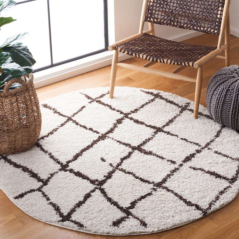 SAFAVIEH Berber Shag Toyo Light Grey/Cream Rug - 6'7" Round - Creme/Brown