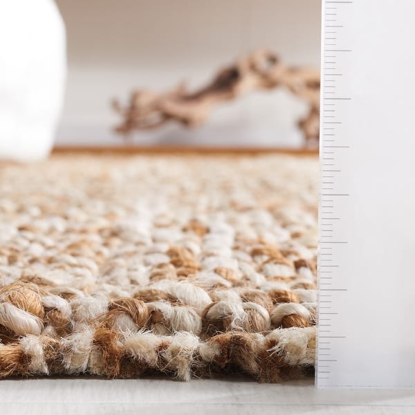 SAFAVIEH Jerneja Handmade Solid Chunky Jute Area Rug