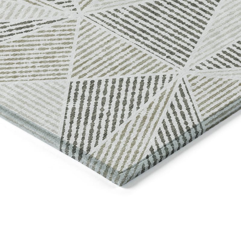 Machine Washable Indoor/ Outdoor Chantille Mosaic Geometric Rug