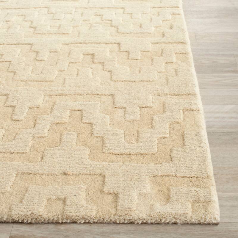 SAFAVIEH Handmade Florette Modern Wool Rug