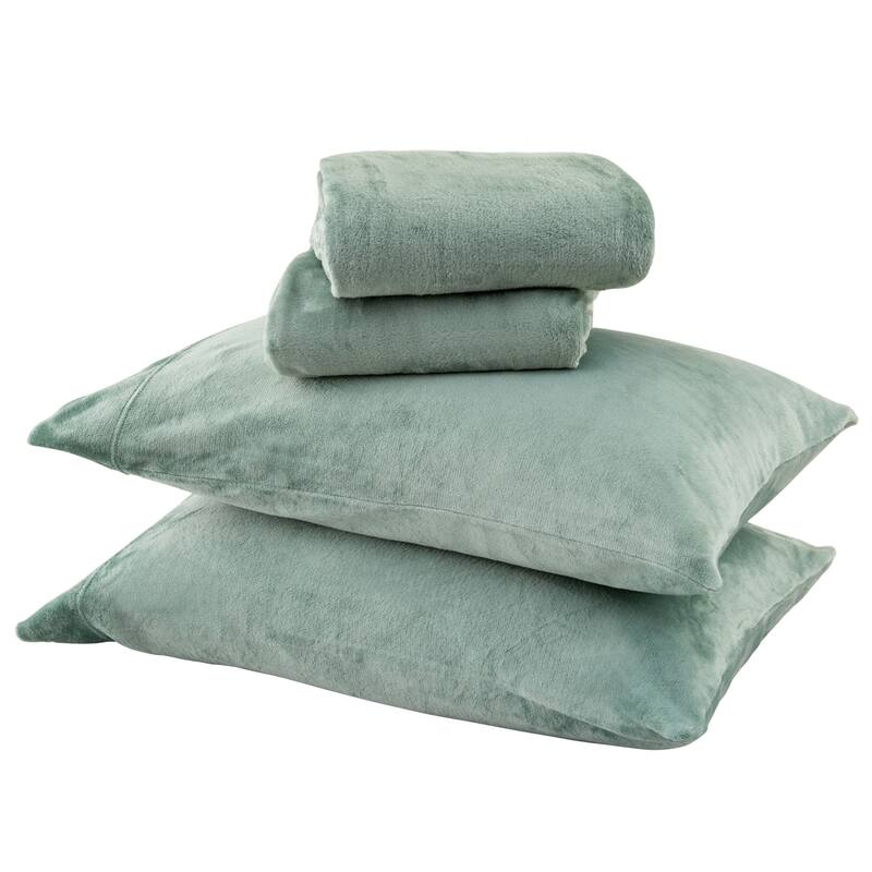 Great Bay Home Extra Soft Cozy Velvet Plush Solid Bed Sheet Set