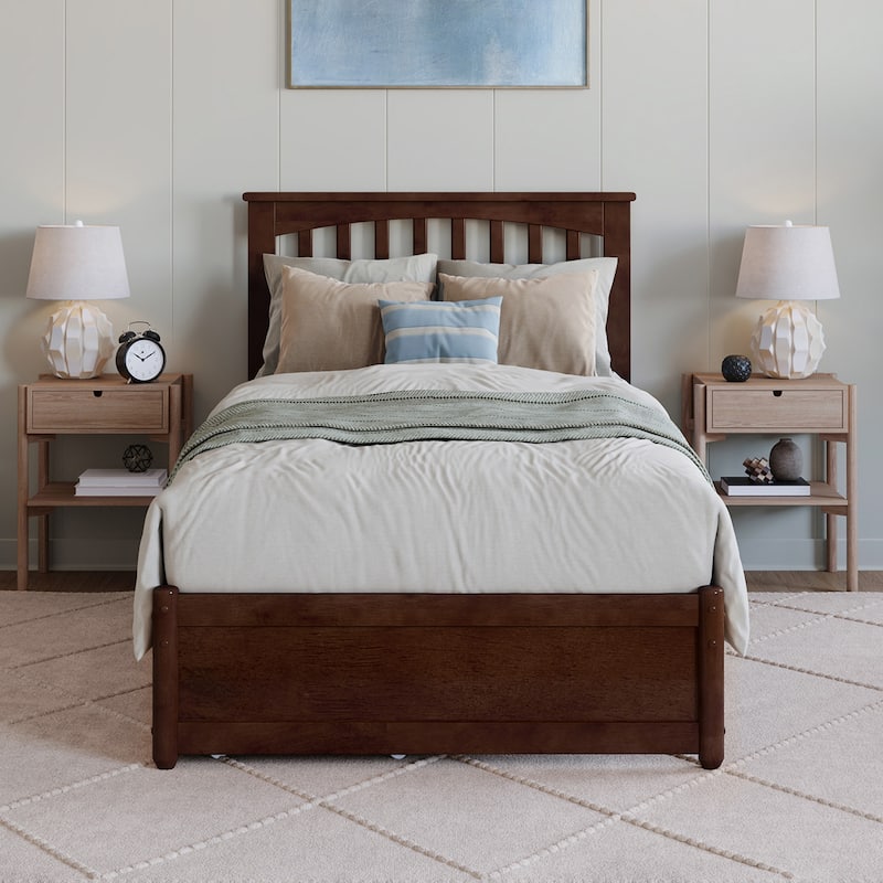 Everett Platform Bed with Panel Footboard and Storage Drawers