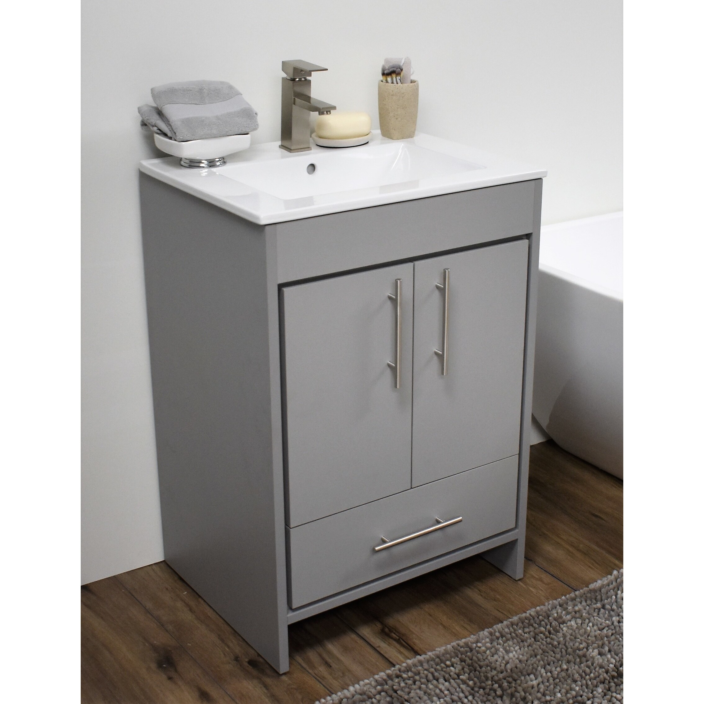 Shop Volpa Usa Pacific 30 Inch Freestanding Bathroom Vanity In Grey Set Overstock 32169515