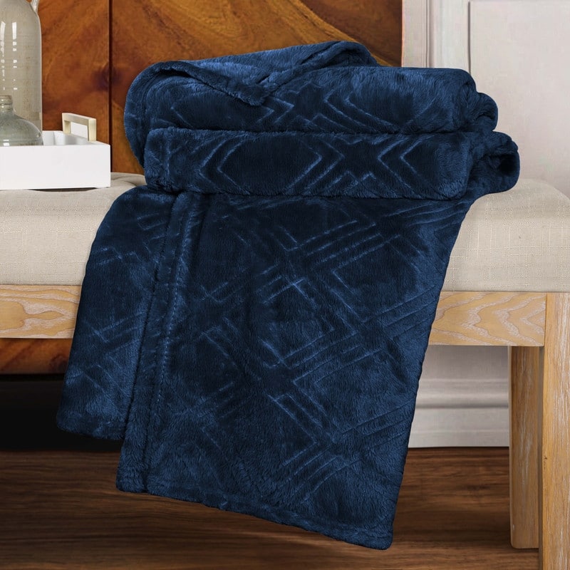 Superior Alaska Quilted Diamond Plush Fleece Blanket For Couch or Bed