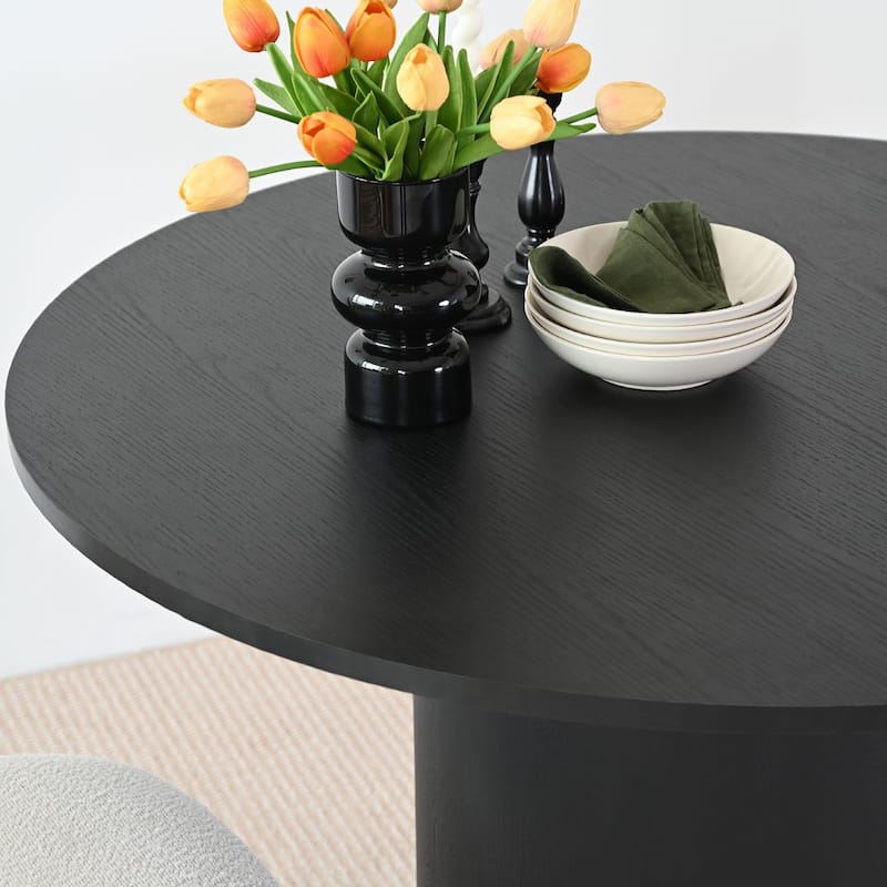42" Round Pedestal Dining table