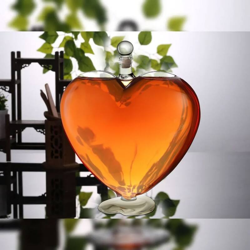The Diamond Glassware Heart Decanter