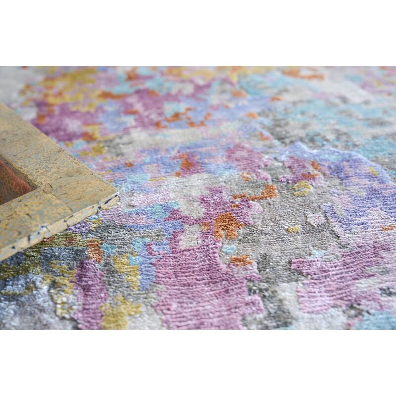 EXQUISITE RUGS Floor Art Hand-knotted Bamboo Silk Ivory/Multi Area Rug.