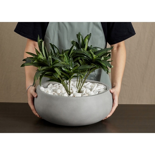 Indoor planter with light top