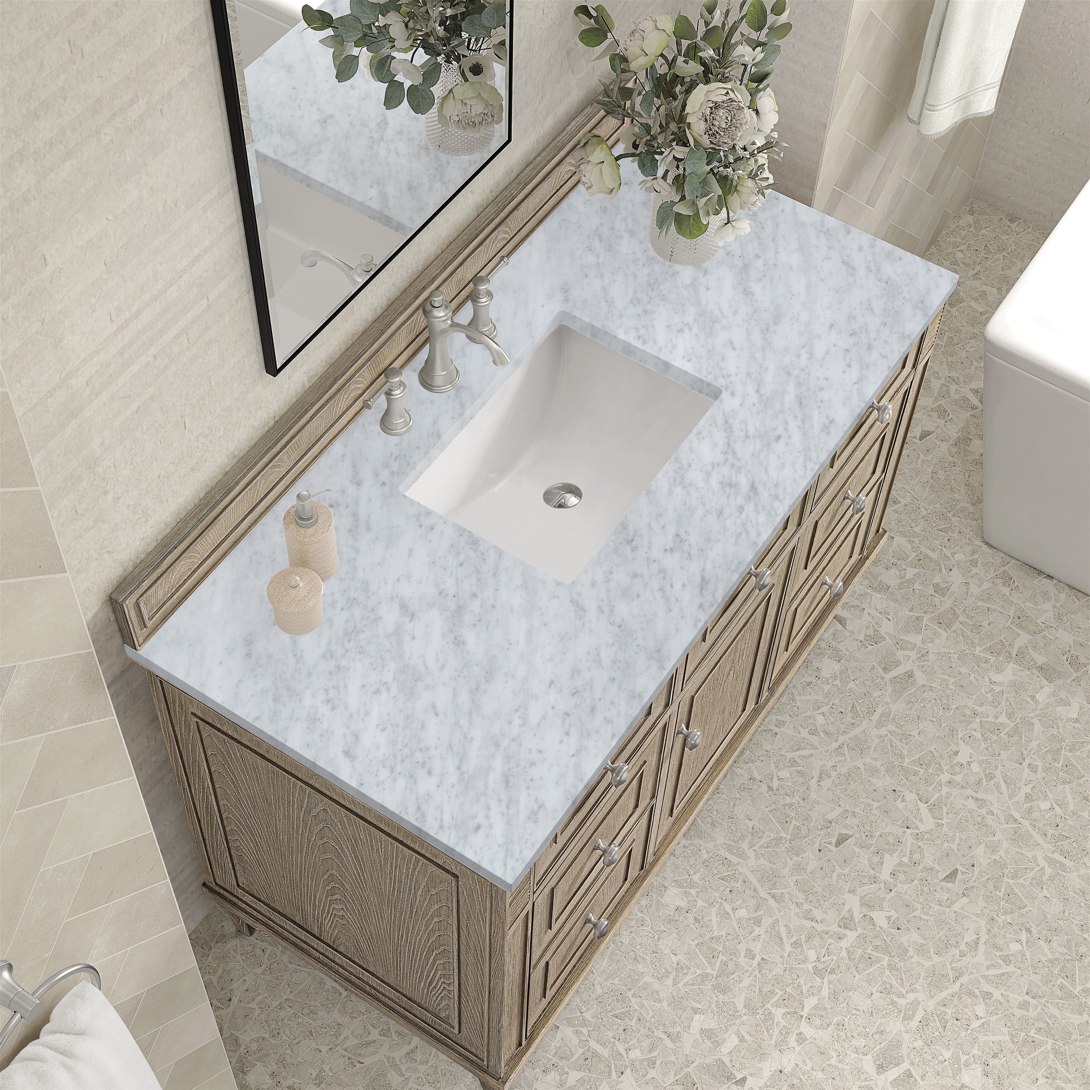 Option Carrara White