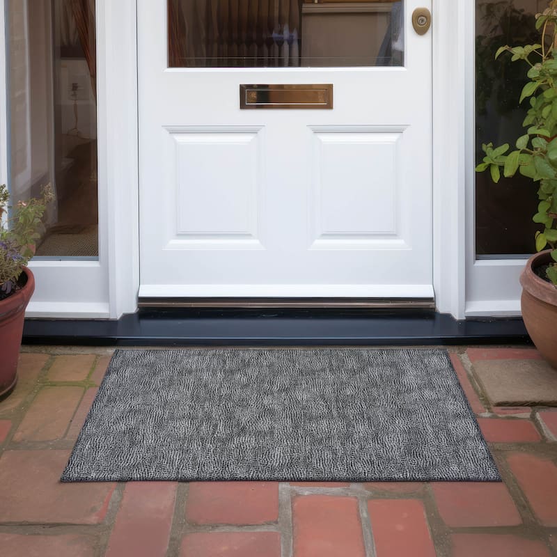 Machine Washable Indoor/ Outdoor Solid Modern Chantille Rug