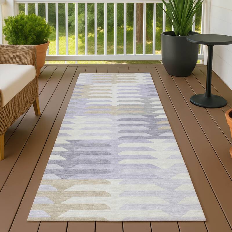 Machine Washable Indoor/ Outdoor Modern Stacks Chantille Rug - Lavender - 2'3" x 7'6"
