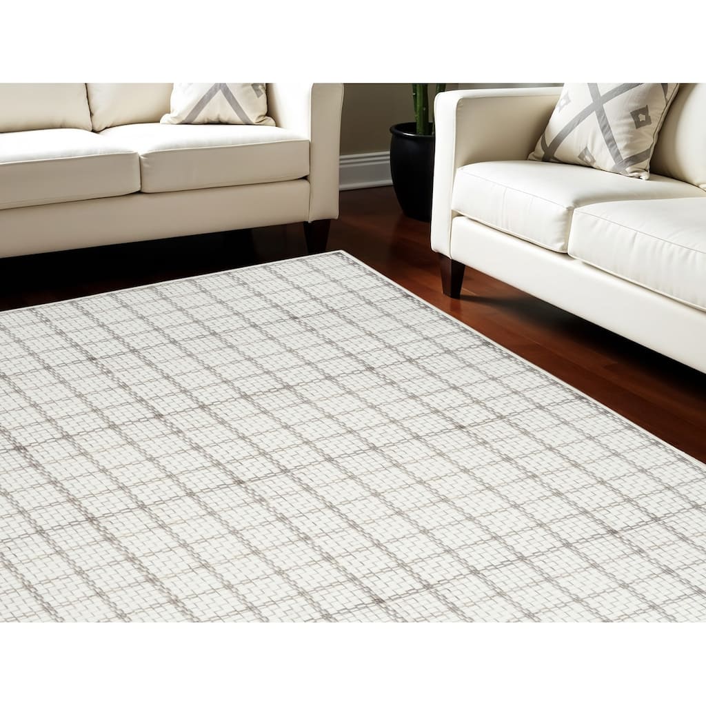 Novi Power Loomed Geometric Modern Non Skid Low Pile Area Rug By HomeRoots - 144' X '110' X '0.25