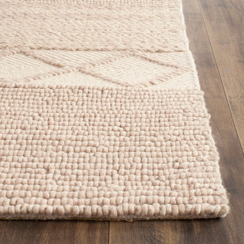 SAFAVIEH Handmade Natura Walfrieda Wool Rug