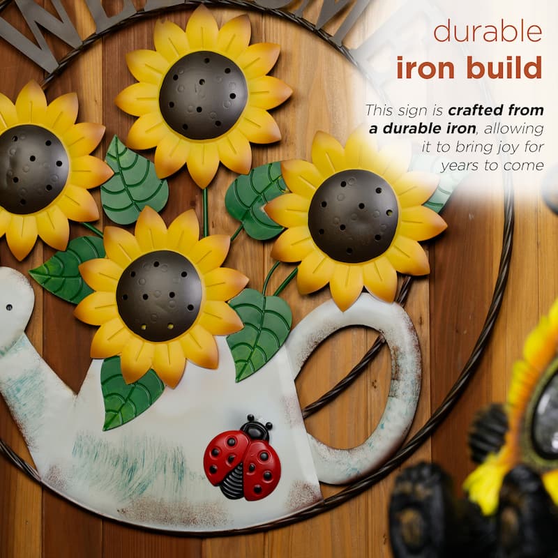 Large Round Sunflowers in Gardening Can Welcome Decor