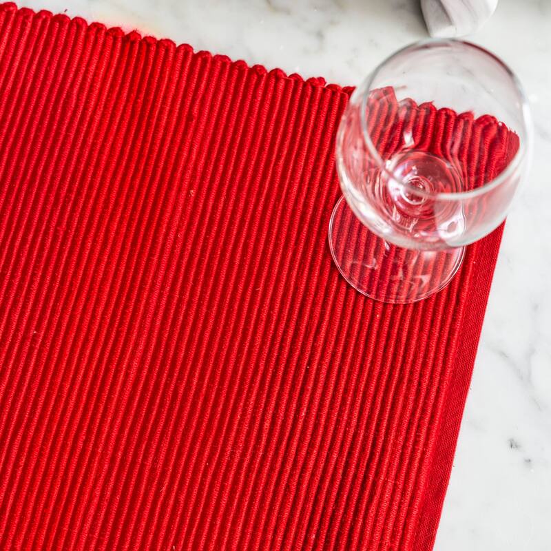 Fabstyles Broadway Set of 4 Solid Cotton Placemats - 13x19