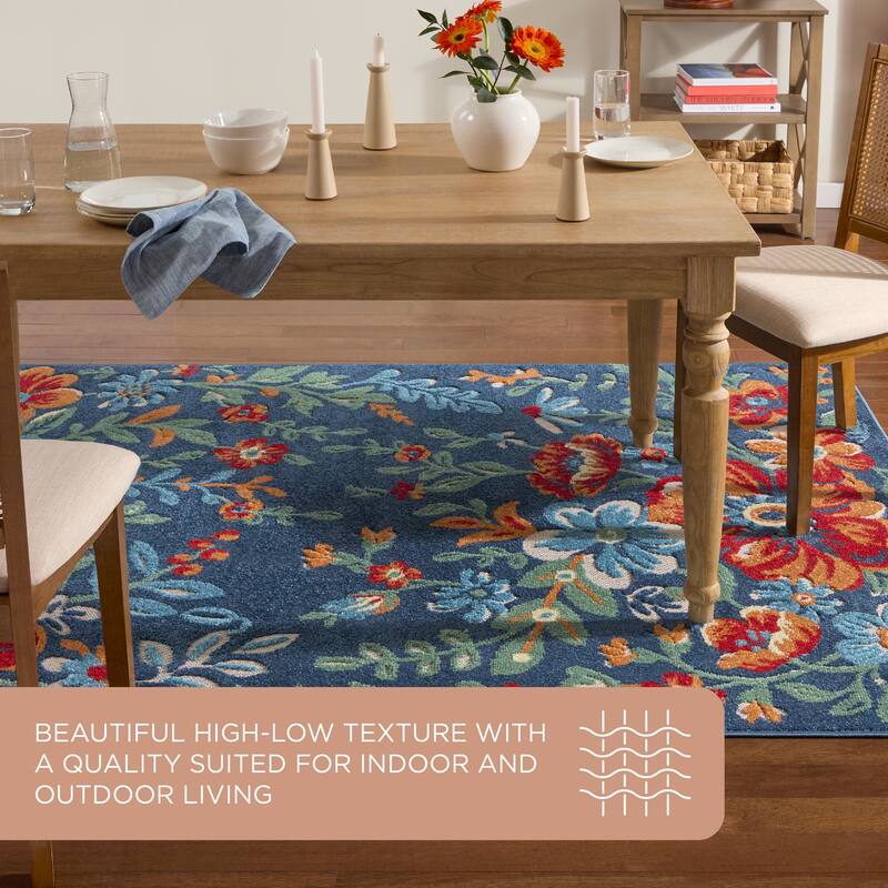 TOWN & COUNTRY EVERYDAY Hibiscus Bloom Modern Floral Indoor Outdoor Area Rug, UV Fade Resistant, High-Low Pile