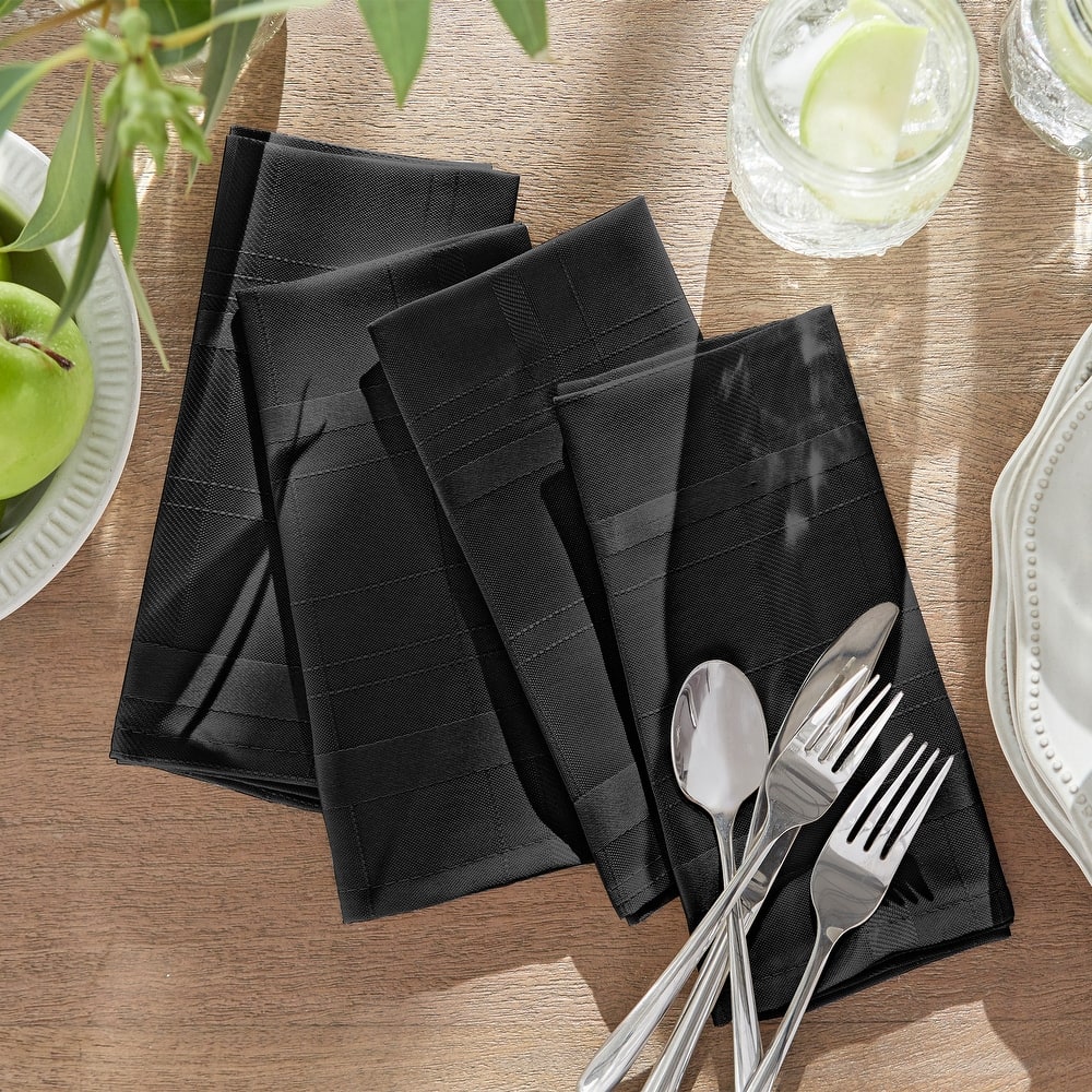 Elrene Elegance Plaid Damask Fabric Set of 4 Napkins - 17" w x 17" l