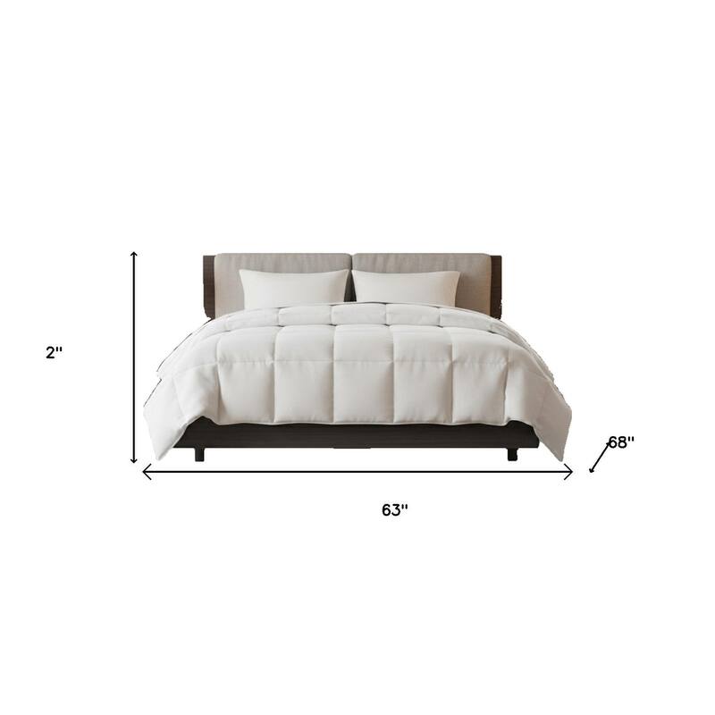 Set of Two White Ring Stitch Polyester Sham And Comforter