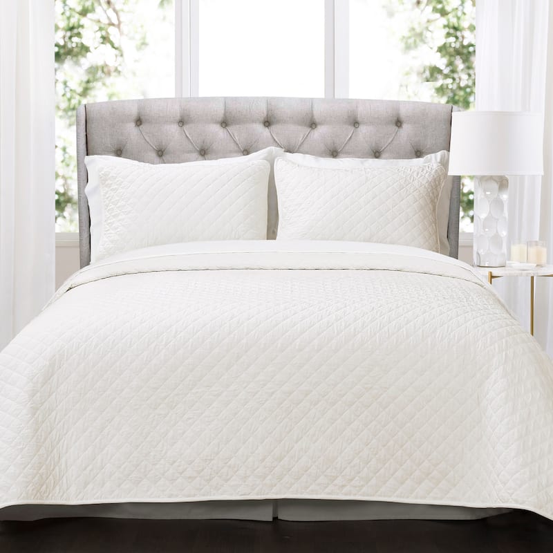 Copper Grove Balm Diamond Oversized Cotton 3-piece Quilt Set - White - California King