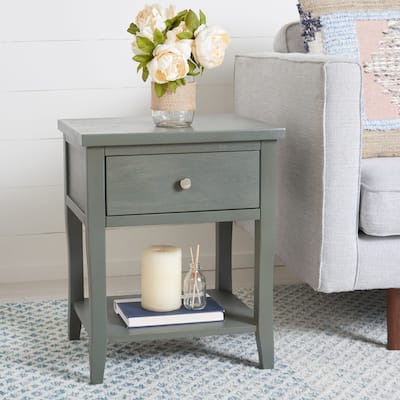 SAFAVIEH Martina Nightstand with Storage Drawer (Fully Assembled) - 18.1" x 15" x 22.2" - 18Wx15Dx22H