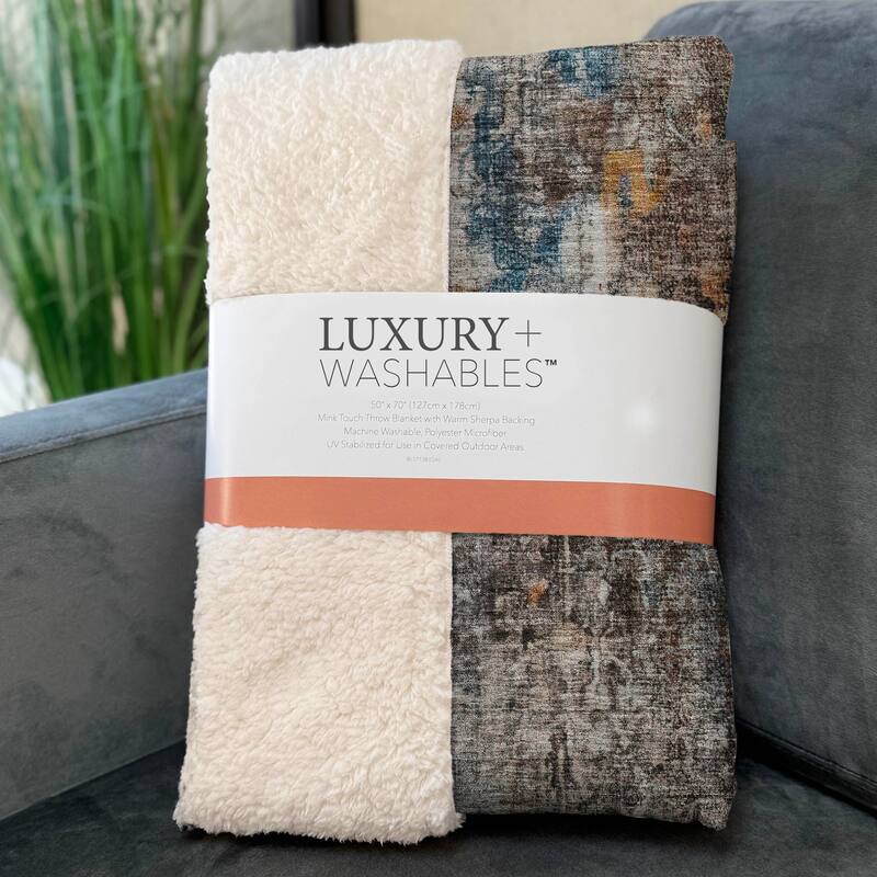 Premium Machine Washable Modern Abstract Sherpa Throw Blanket