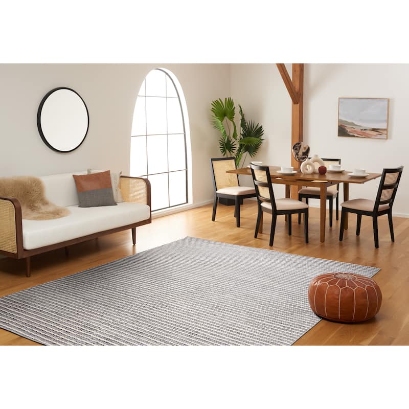 Martha Stewart by SAFAVIEH, Handmade Lisaveta Modern Wool Rug