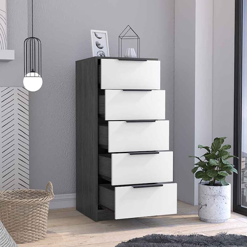5 Drawers Dresser And Metal Handle