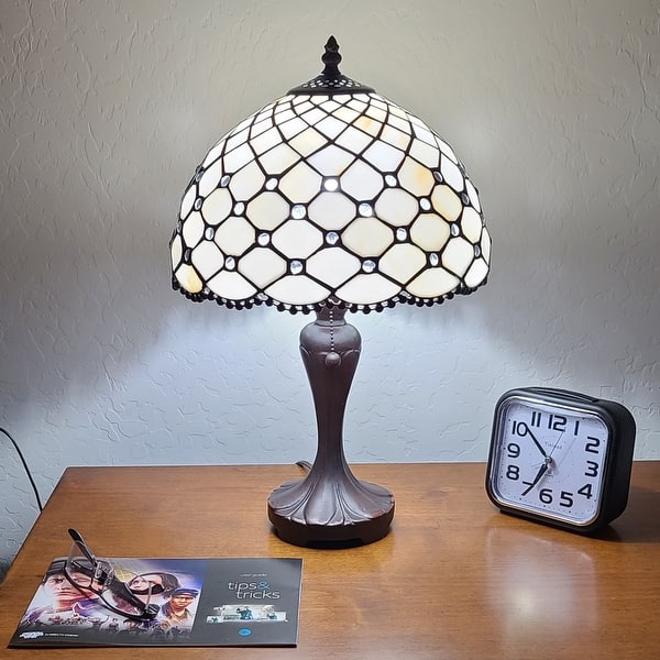 dier ei marge Tiffany Style Table Lamp Jeweled Beaded 19" Tall Stained Glass White Stains  Bedroom Office Handmade AM120TL12B Amora Lighting - On Sale - Overstock -  29811227
