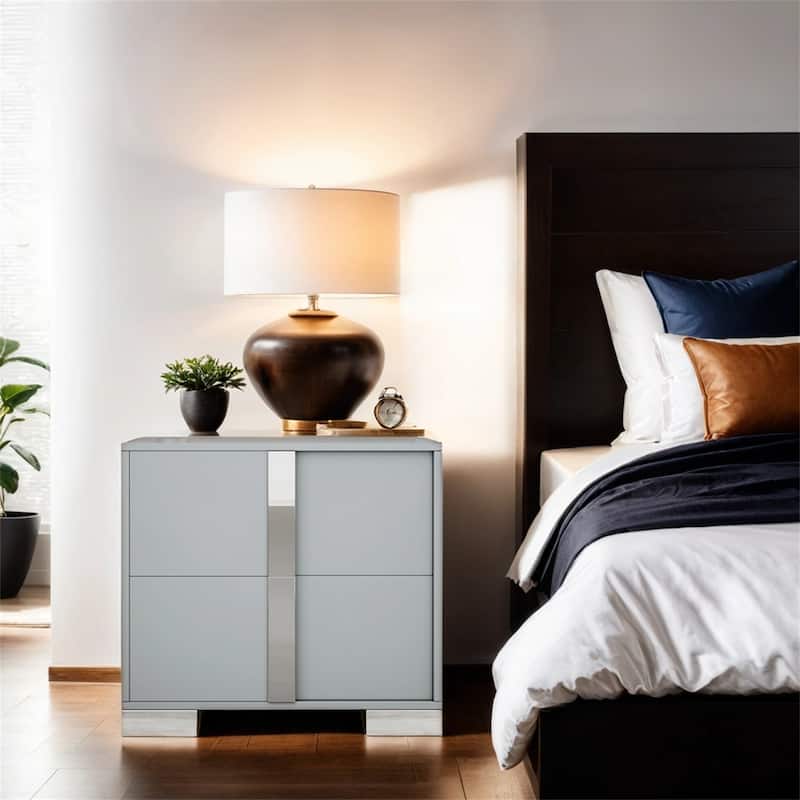 Elegant Nightstand w/Metal Handle,Mirrored Bedside Table w/2 Drawers