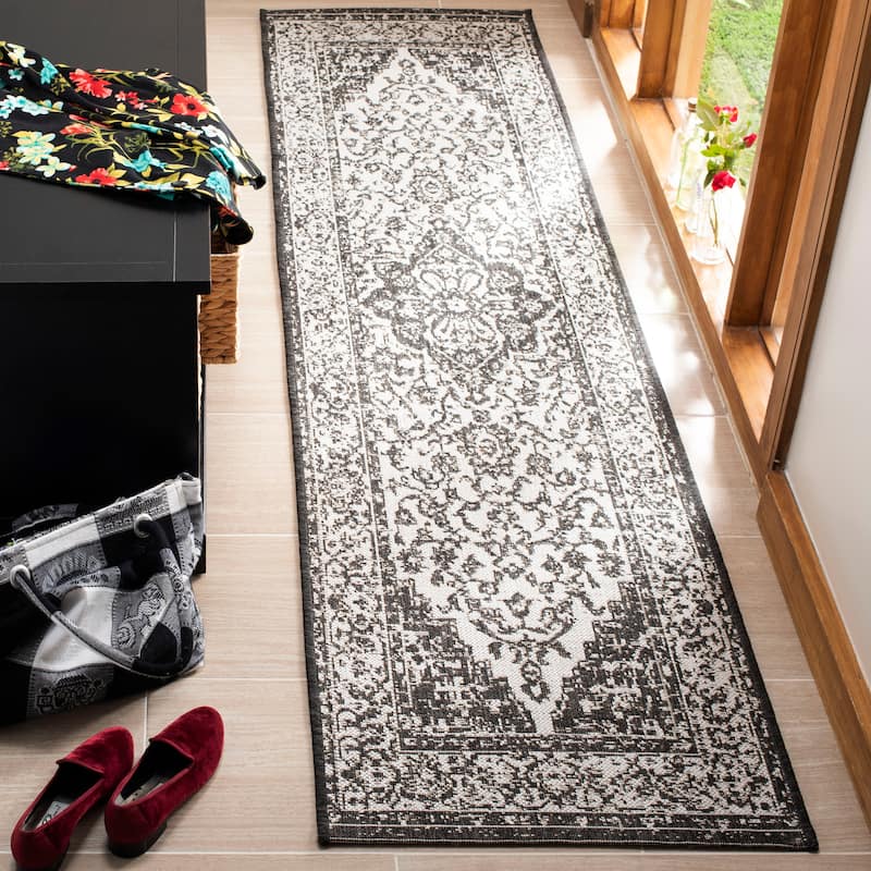 SAFAVIEH Linden Louann Indoor/ Outdoor Waterproof Patio Backyard Rug - 2'2" x 10' Runner - Light Grey/Charcoal