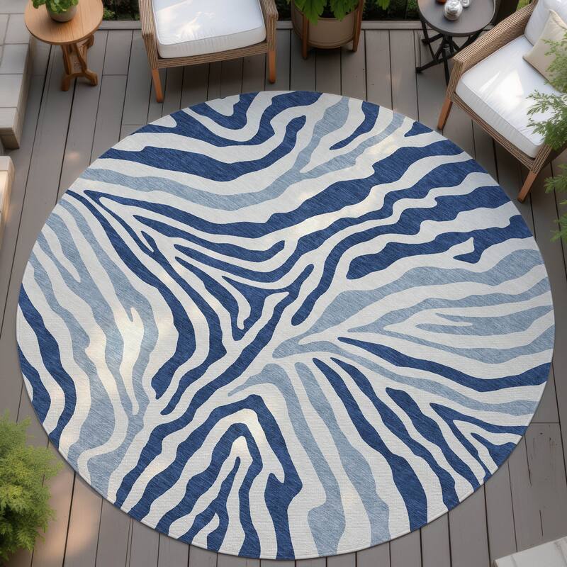 Machine Washable Indoor/ Outdoor Modern Prints Chantille Rug - Navy - 8' x 8'