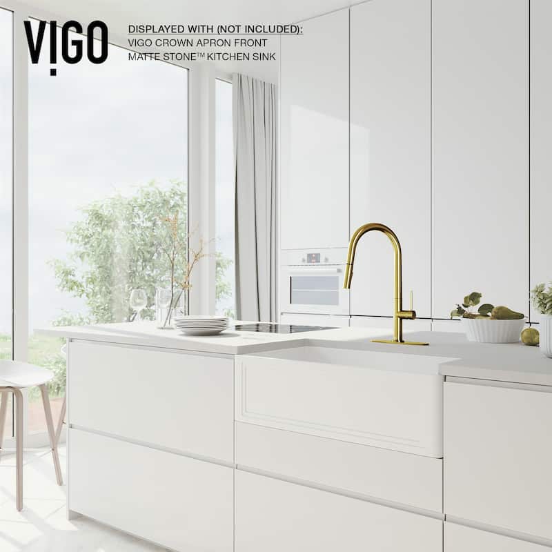 VIGO Greenwich 18" H Single Handle Pull-Down Sprayer Kitchen Faucet