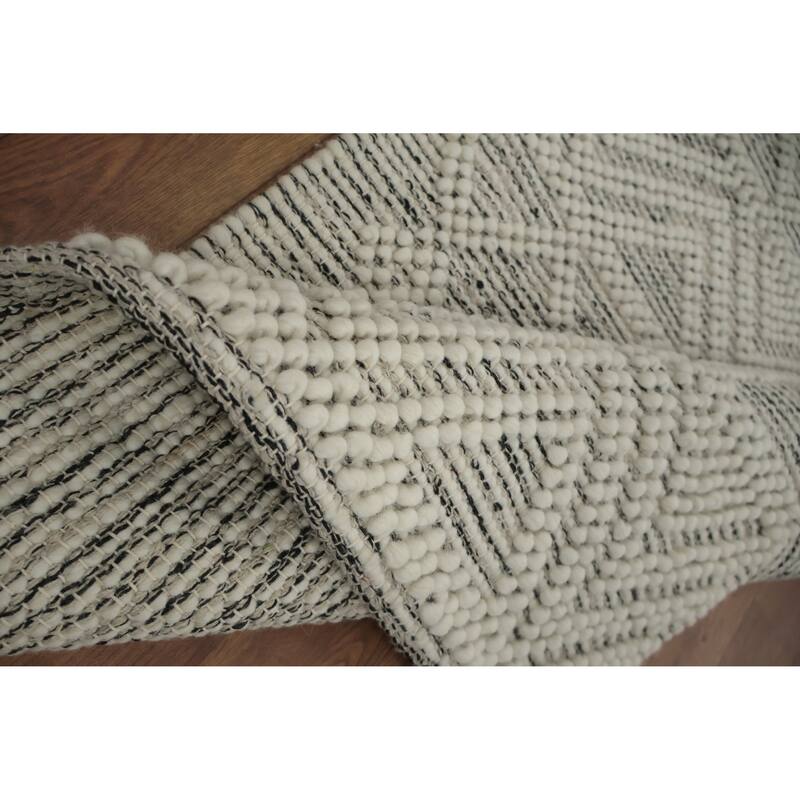 Hand Knotted Oriental 100% Wool Carpet Modern Geometric Beige & Ivories Modern Gotti Design Runner Rug - 7' 10'' X 2' 3''