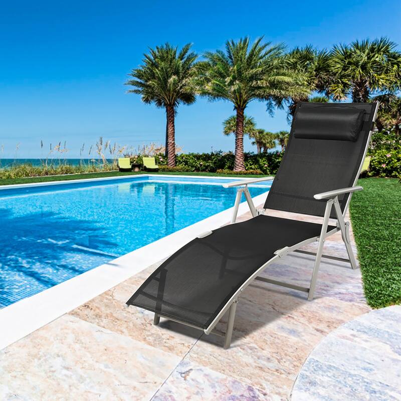 Outdoor Folding Chaise Lounge Chair Recliner with Adjustable Backrest