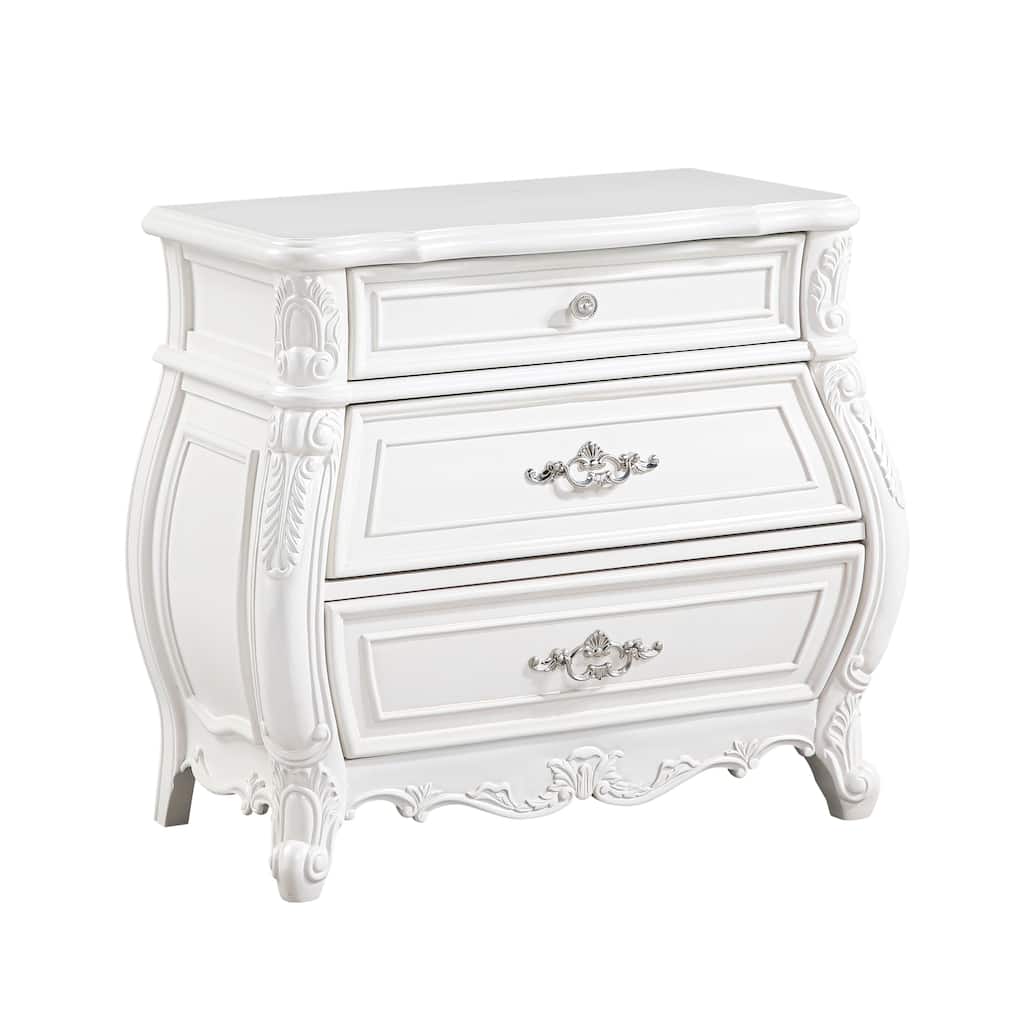 Modern Style 3-Drawer Night stand Made with Wood