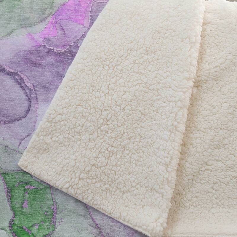 Premium Machine Washable Sherpa Abstract Contemporary Throw Blanket.