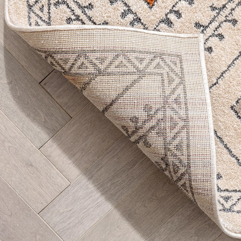 Well Woven Malaga Moderne Bohemian Area Rug - 2' 3" x 7' 3"