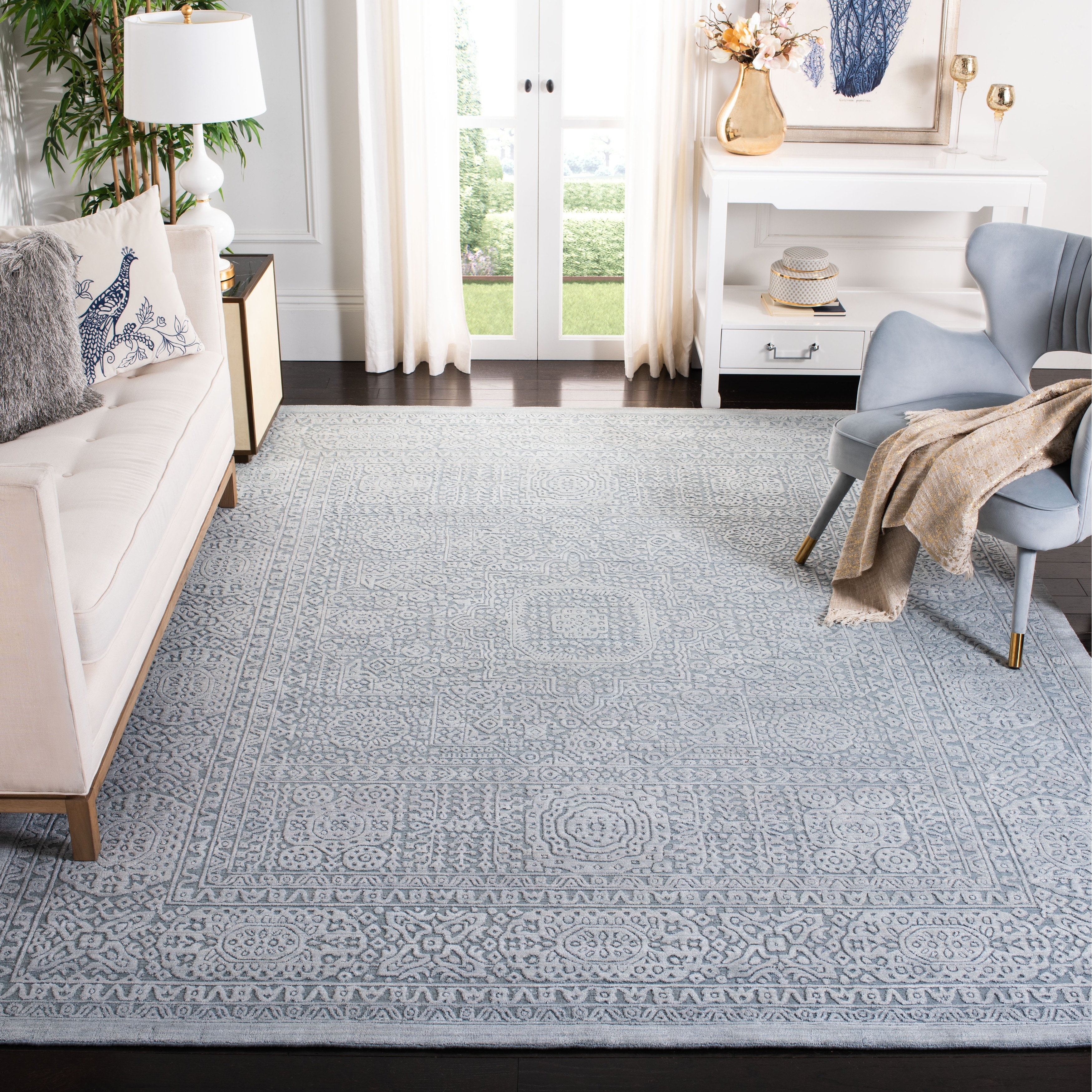 SAFAVIEH Handmade Mirage Vedia Modern Abstract Viscose Rug