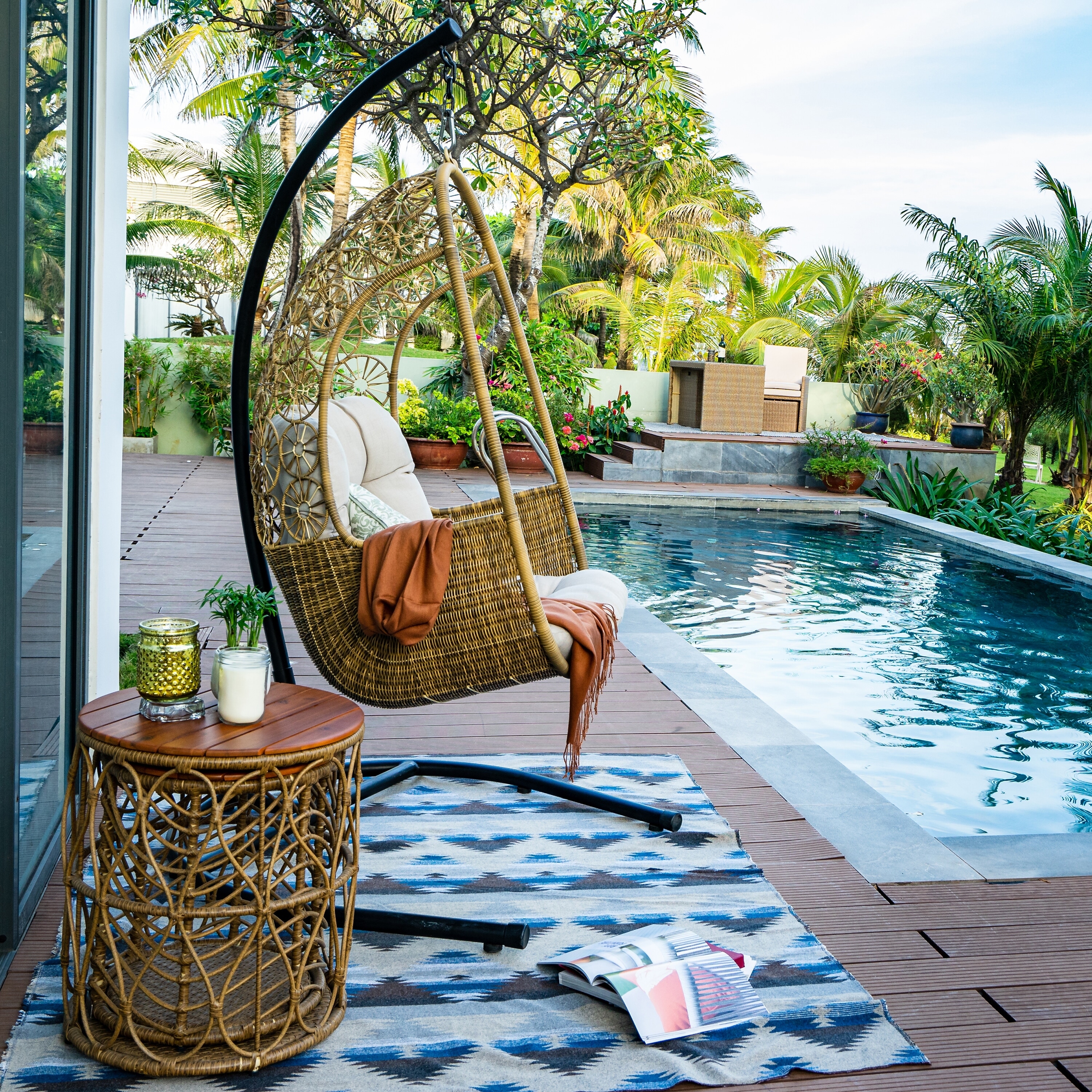 Rimini shop swing seat