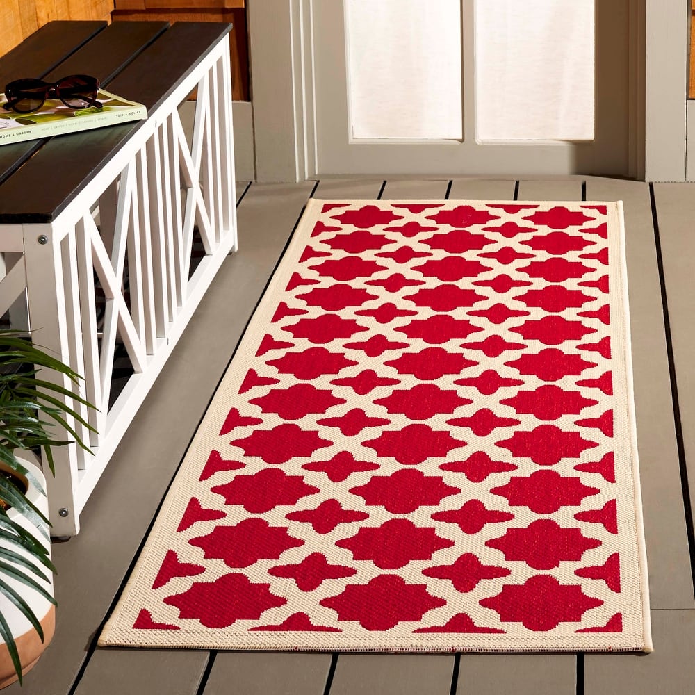 SAFAVIEH Courtyard Myrianne Indoor/ Outdoor Waterproof Patio Backyard Rug