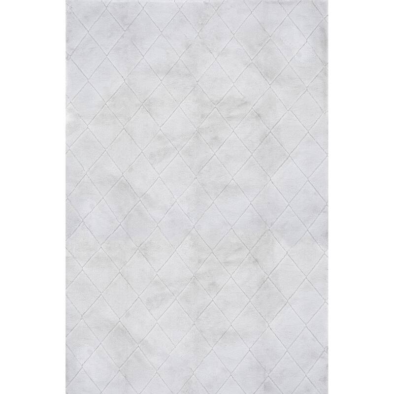 Nuloom Amy SuperiorWash Casual Faux Rabbit Machine Washable Area Rug