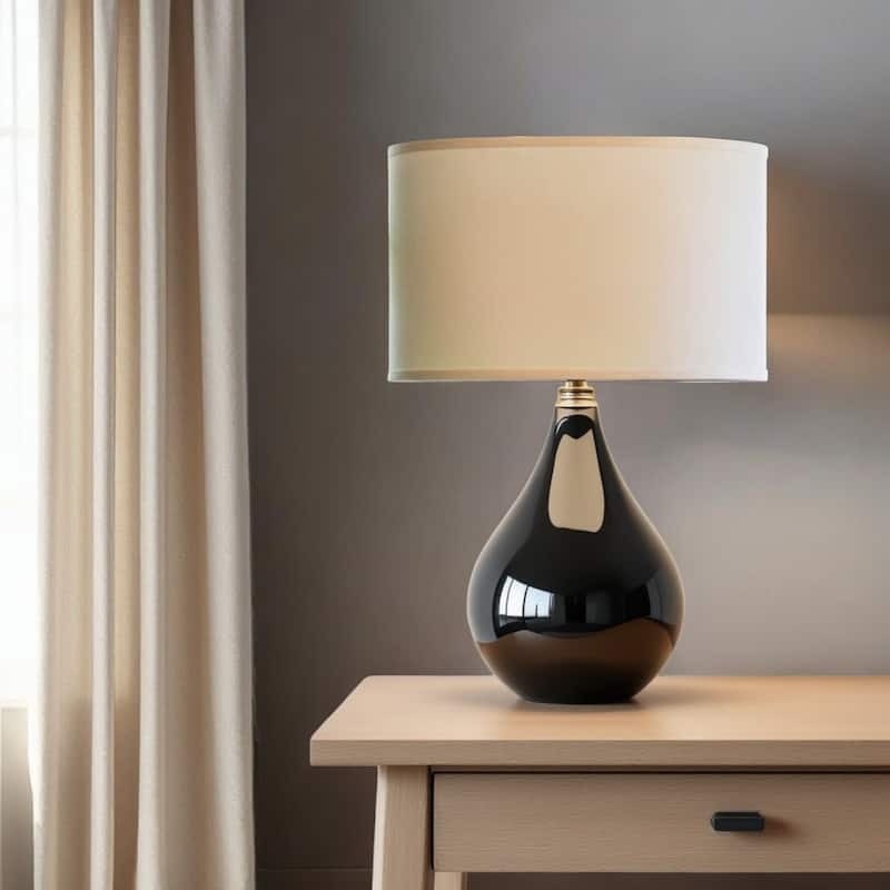 HomeRoots Ivory No Slub Innsbruck Oval Lamp Shade - 12" L x 18" W x 11" H