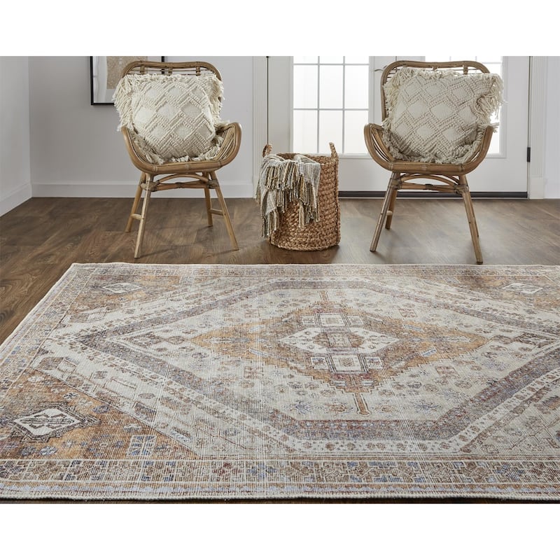 Sijax Abstract Area Rug By HomeRoots - 4' x 6'
