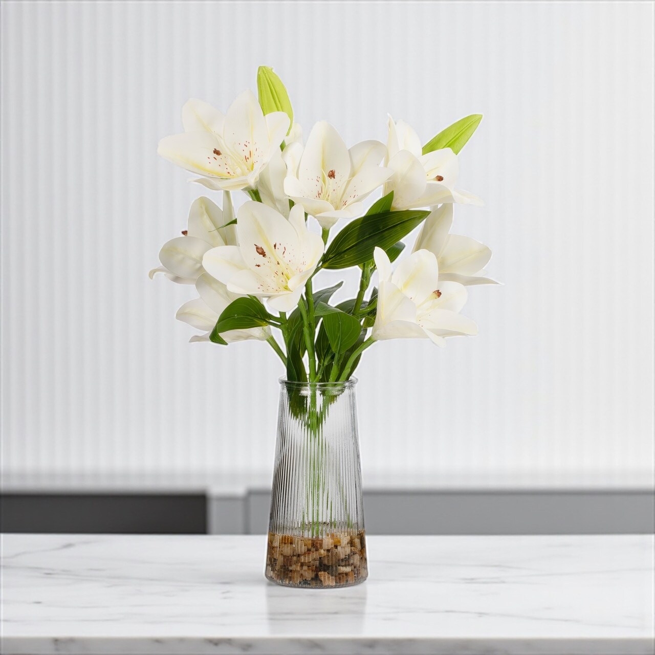 Real Touch Tiger Lily Flower Arrangement in Clear Glass Vase with