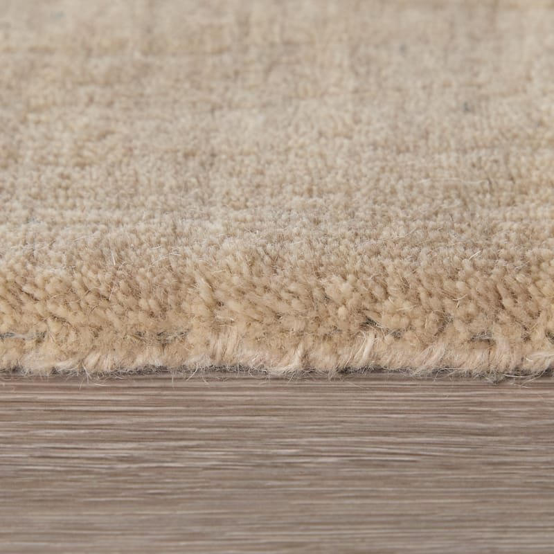 Grand Bazaar Celano Hand Woven Solid Modern Area Rug