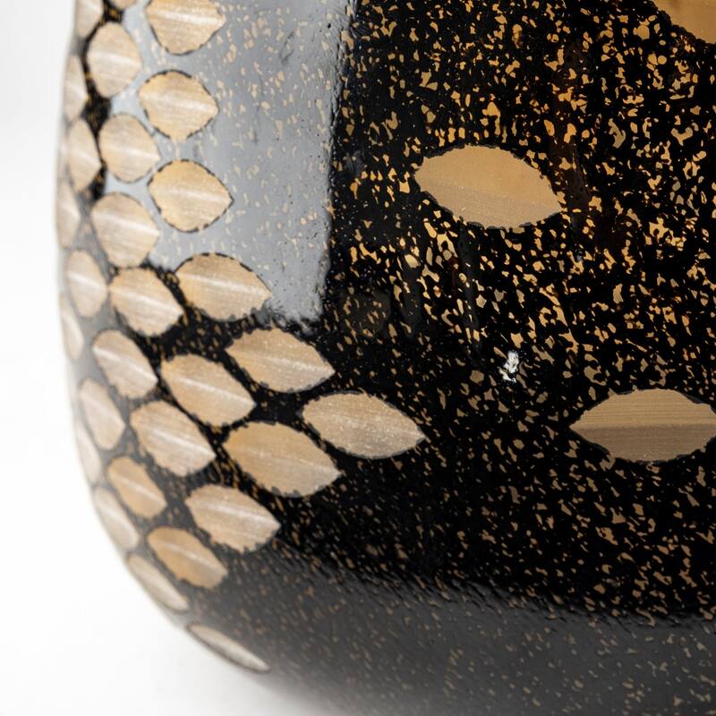 Mojave Black and Gold Detail Glass Vase