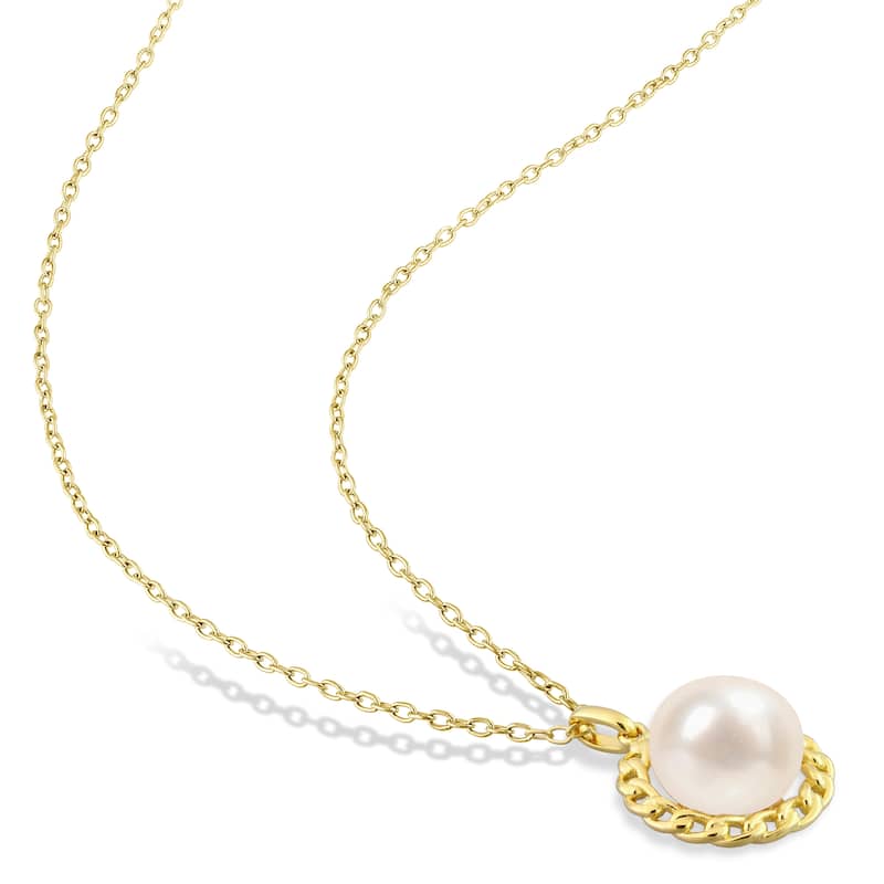Miadora Cultured Freshwater Pearl Circular Necklace in Yellow Plated Sterling Silver (9-9.5mm)